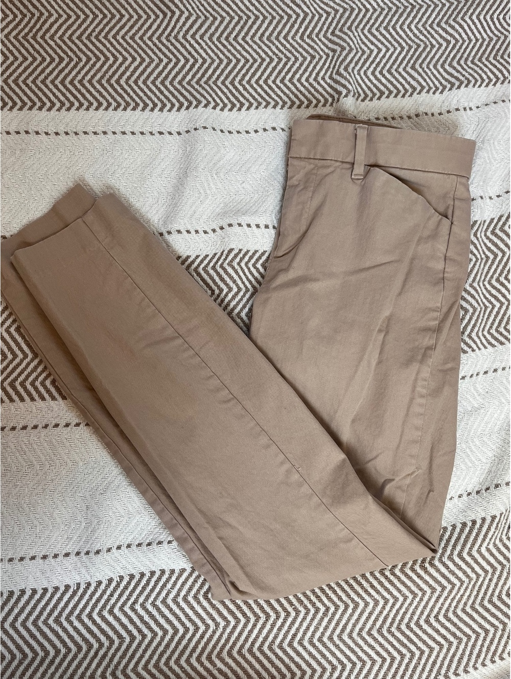 GAP Skinny Ankle Khaki Pants Size 2